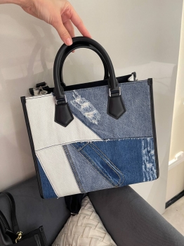 Сумка женская Dolce & Gabbana Артикул BMS-146567. Вид 3