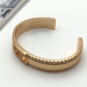 Браслет  Fendi Артикул BMS-146677. Вид 2