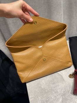 Сумка женская Yves Saint Laurent Артикул BMS-146750. Вид 3