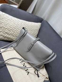 Сумка женская Bottega Veneta Артикул BMS-146752. Вид 2