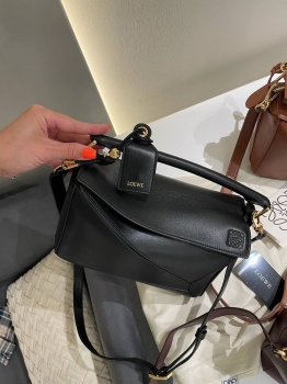 Сумка женская Puzzle Loewe Артикул BMS-146801. Вид 3