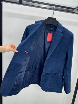 Пиджак из натуральной замши  Kiton Артикул BMS-146885. Вид 3