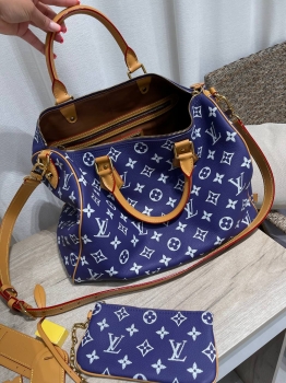 Сумка женская Louis Vuitton Артикул BMS-146932. Вид 2