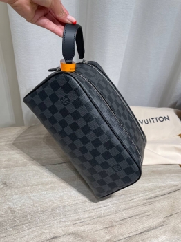 Несессер Louis Vuitton Артикул BMS-146938. Вид 2