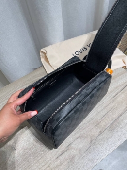 Несессер Louis Vuitton Артикул BMS-146938. Вид 4