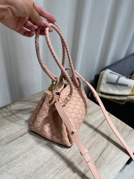 Сумка женская Bottega Veneta Артикул BMS-147063. Вид 2