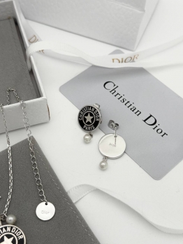 Серьги Christian Dior Артикул BMS-147090. Вид 2