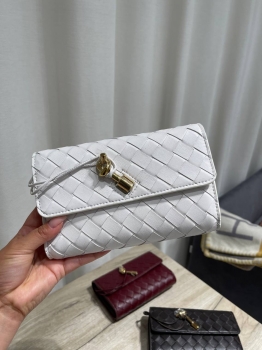 Клатч Bottega Veneta Артикул BMS-147100. Вид 1