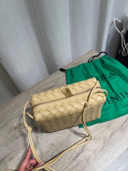 Сумка женская Bottega Veneta Артикул BMS-147103. Вид 2