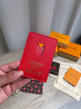 Картхолдер  Louis Vuitton Артикул BMS-147112. Вид 2