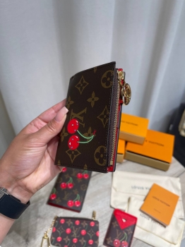 Кошелёк  Louis Vuitton Артикул BMS-147110. Вид 2
