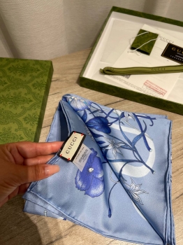 Платок  Gucci Артикул BMS-147145. Вид 3