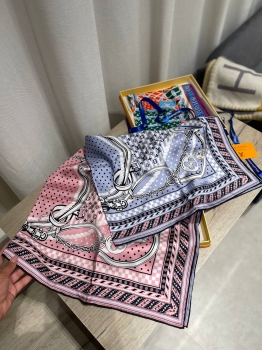 Платок Louis Vuitton Артикул BMS-147146. Вид 3