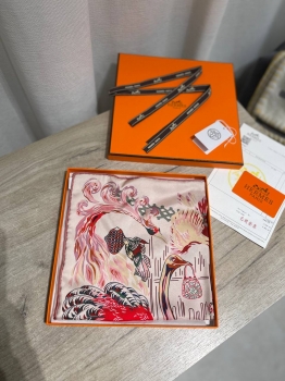 Платок Hermes Артикул BMS-147157. Вид 1