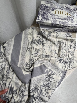 Платок Christian Dior Артикул BMS-147164. Вид 2
