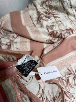 Платок Christian Dior Артикул BMS-147163. Вид 2