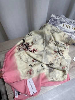 Платок Christian Dior Артикул BMS-147168. Вид 4