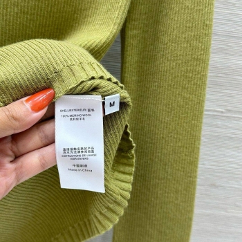 Кофта  Miu Miu Артикул BMS-147203. Вид 2