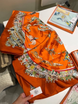 Платок  Hermes Артикул BMS-147260. Вид 2