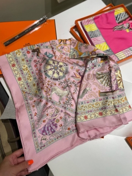 Платок  Hermes Артикул BMS-147258. Вид 2