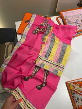 Платок  Hermes Артикул BMS-147257. Вид 1