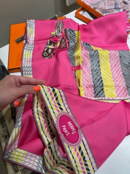 Платок  Hermes Артикул BMS-147257. Вид 2