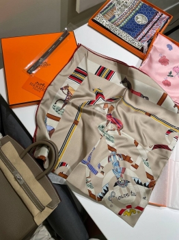 Платок  Hermes Артикул BMS-147254. Вид 1