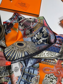 Платок  Hermes Артикул BMS-147253. Вид 3