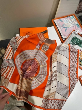 Платок  Hermes Артикул BMS-147251. Вид 1