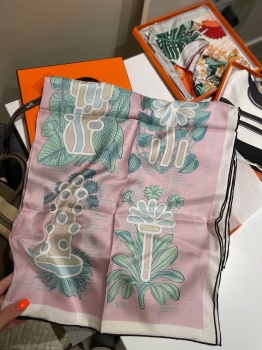 Платок  Hermes Артикул BMS-147248. Вид 1