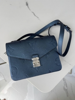 Сумка женская Louis Vuitton Артикул BMS-147279. Вид 1
