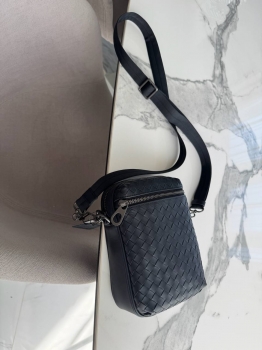 Сумка-слинг Bottega Veneta Артикул BMS-147292. Вид 2