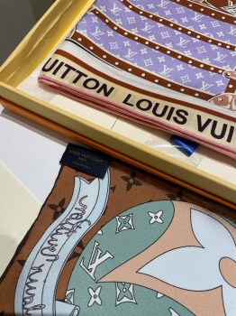 Платок Louis Vuitton Артикул BMS-147323. Вид 5
