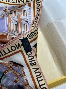 Платок Louis Vuitton Артикул BMS-147322. Вид 3