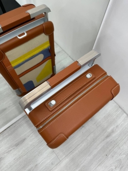 Чемодан  Hermes Артикул BMS-147353. Вид 2