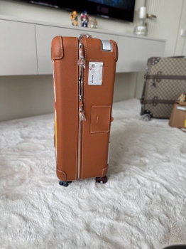 Чемодан  Hermes Артикул BMS-147353. Вид 4