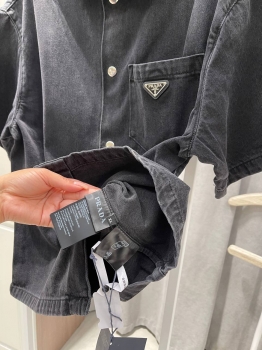 Рубашка  Prada Артикул BMS-147364. Вид 3