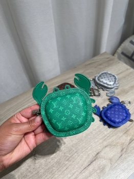 Брелок  Louis Vuitton Артикул BMS-147397. Вид 1