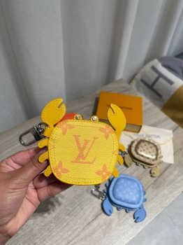 Брелок  Louis Vuitton Артикул BMS-147396. Вид 1