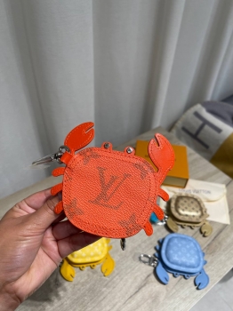 Брелок  Louis Vuitton Артикул BMS-147395. Вид 1