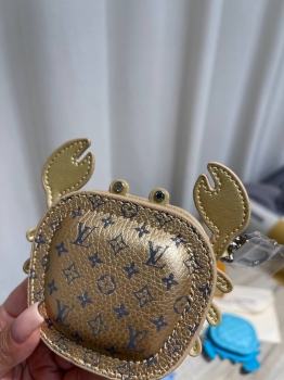 Брелок  Louis Vuitton Артикул BMS-147392. Вид 2