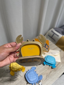 Брелок  Louis Vuitton Артикул BMS-147392. Вид 4