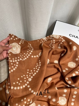 Платок Chanel Артикул BMS-147416. Вид 2