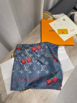 Платок  Louis Vuitton Артикул BMS-147414. Вид 1