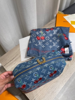 Косметичка Louis Vuitton Артикул BMS-147418. Вид 2