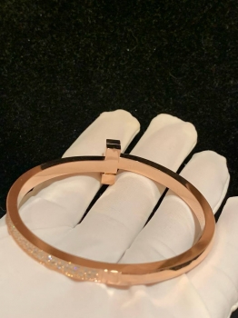 Шарнирный браслет Tiffany&Co Артикул BMS-147464. Вид 4