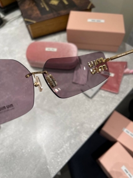 Очки  Miu Miu Артикул BMS-147484. Вид 3