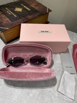 Очки Miu Miu Артикул BMS-133478. Вид 1