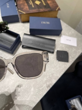 Очки  Christian Dior Артикул BMS-147473. Вид 4