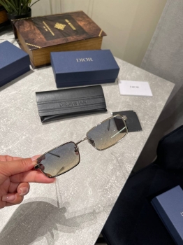 Очки  Christian Dior Артикул BMS-147483. Вид 4